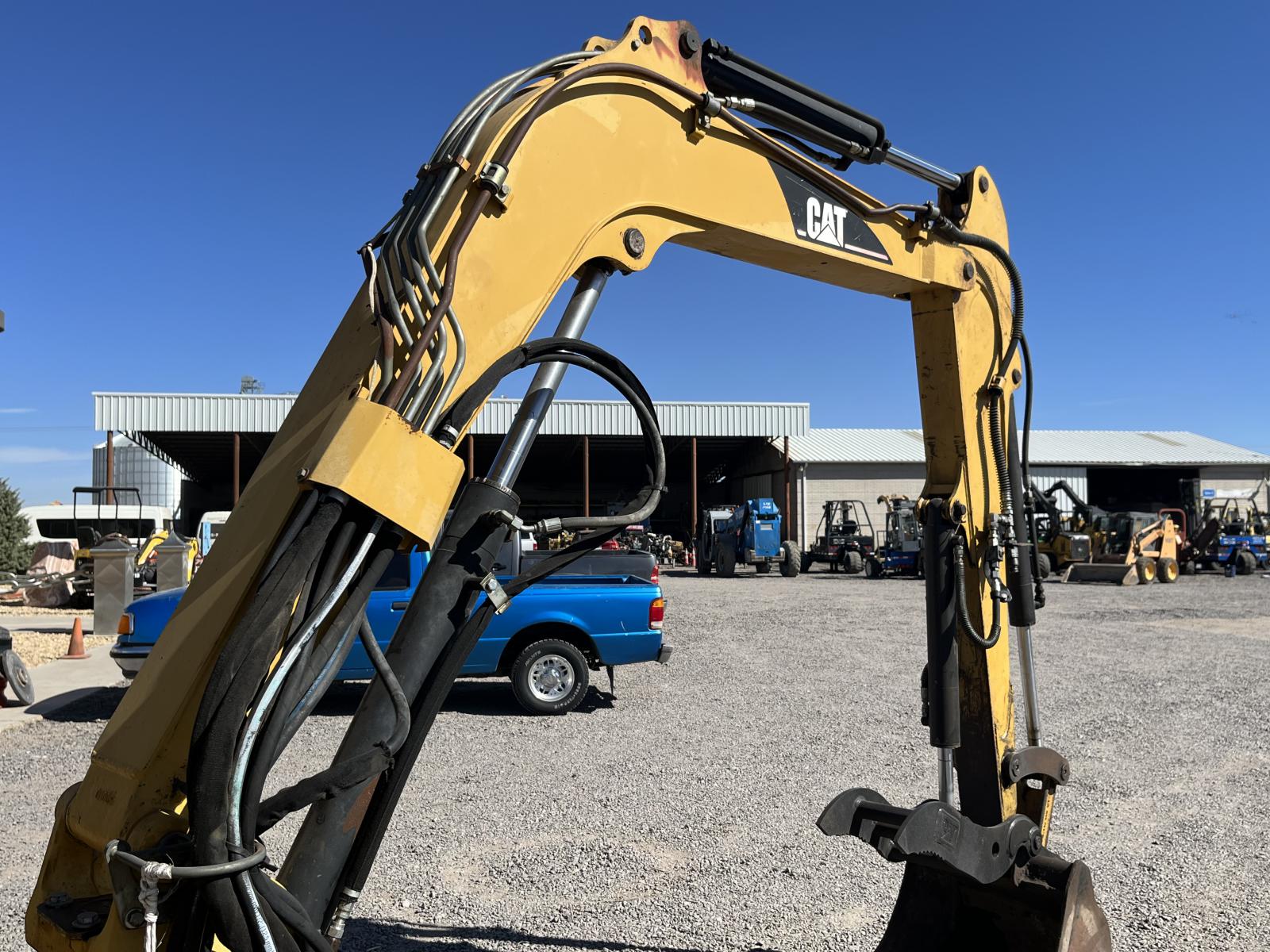 ./imagenes/INVOICE/2019/16474/MINIEXCAVADORA CATERPILLAR 304 (16).JPG